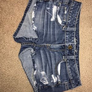 American Eagle size 2 distressed denim shorts