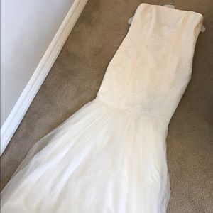 Galina Lace & Tulle Wedding Dress! NWT