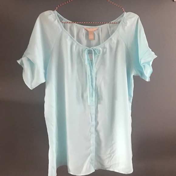 Tops - NWT || BANANA REPUBLIC Sky Blue Blouse