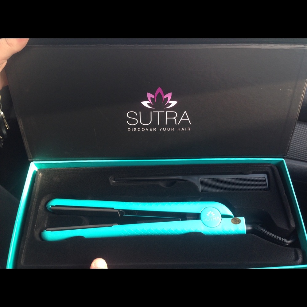 BRAND NEW Sutra flatiron