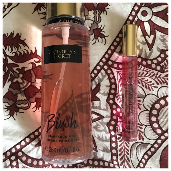 Victoria's Secret Accessories - 🆕 Victoria's Secret Bundle