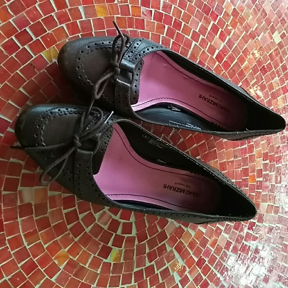 Brown leather isaac mizrahi flats
