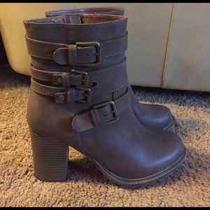 Brand new boots! Great with any outfit