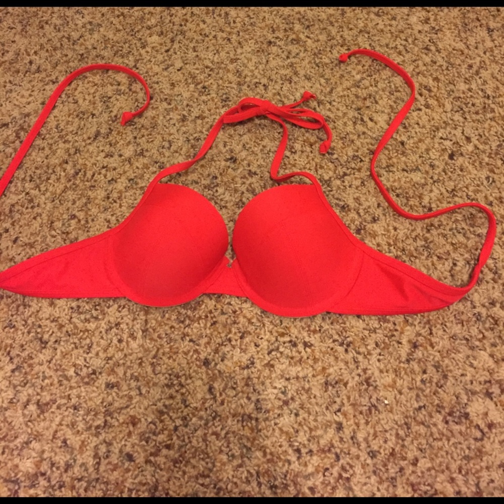Size M adjustable bikini top