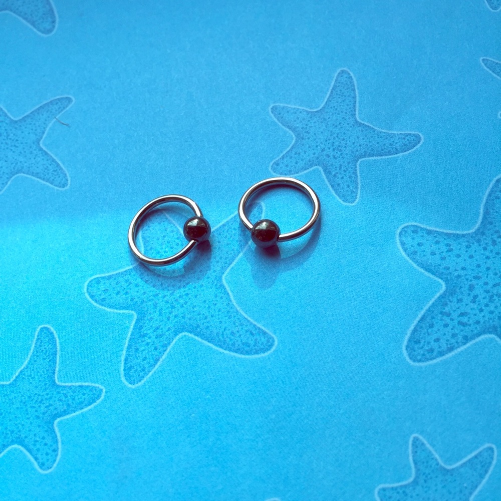Captive Bead Ring