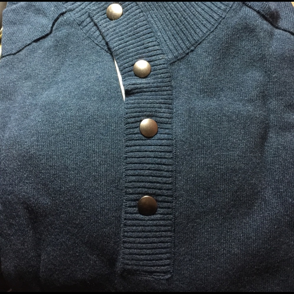 NWT Snap Button Pullover Sweater Aqua Blue "M"