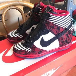 Nike Doernbecher Edition Dunk Sky Hi size 7