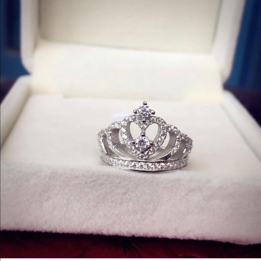 Meet your Posher, Yolanda