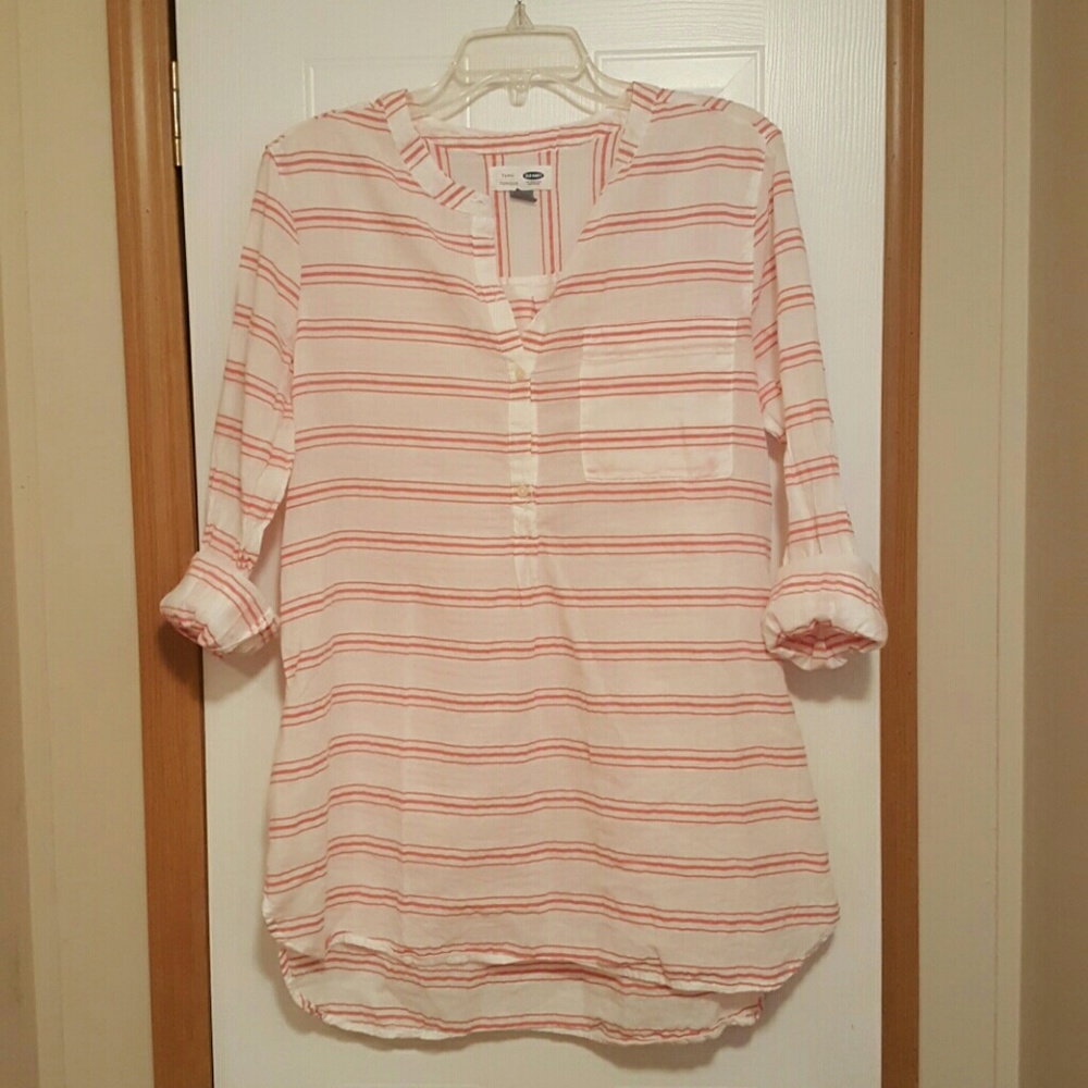 🔴SOLD🔴 Old Navy Top