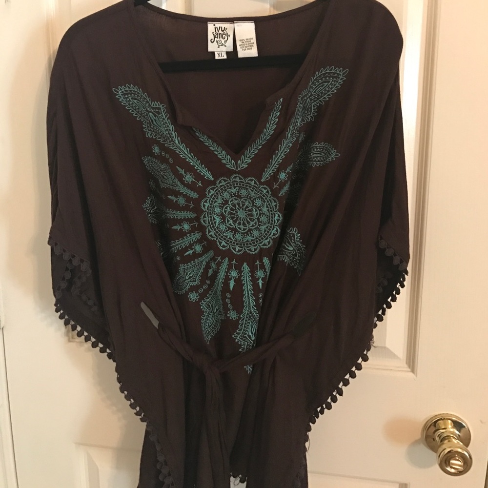 Ivy Jane SS Poncho Blouse