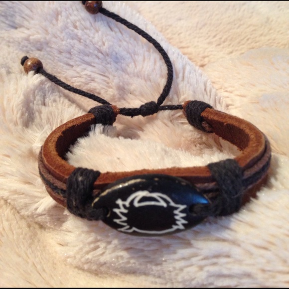 Other - NEW! UNISEX 🦀 LEATHER CRAB BEACH BRACELET