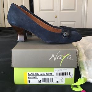 Naya, Daria, Inky Navy Suede Shoes, sz 9