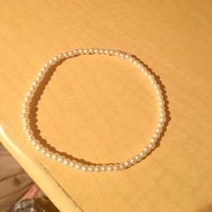 pearl choker necklace