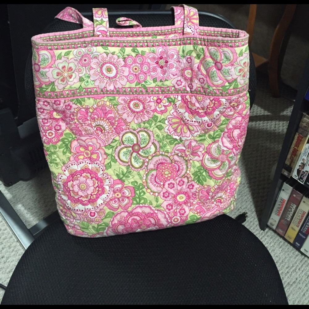 Vera Bradley Tote in retired Petal Pink