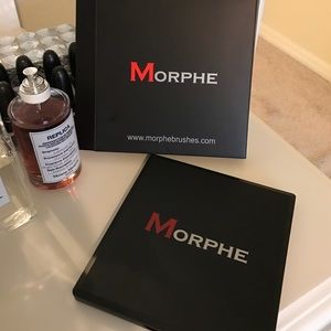 Morphe Blush Palette