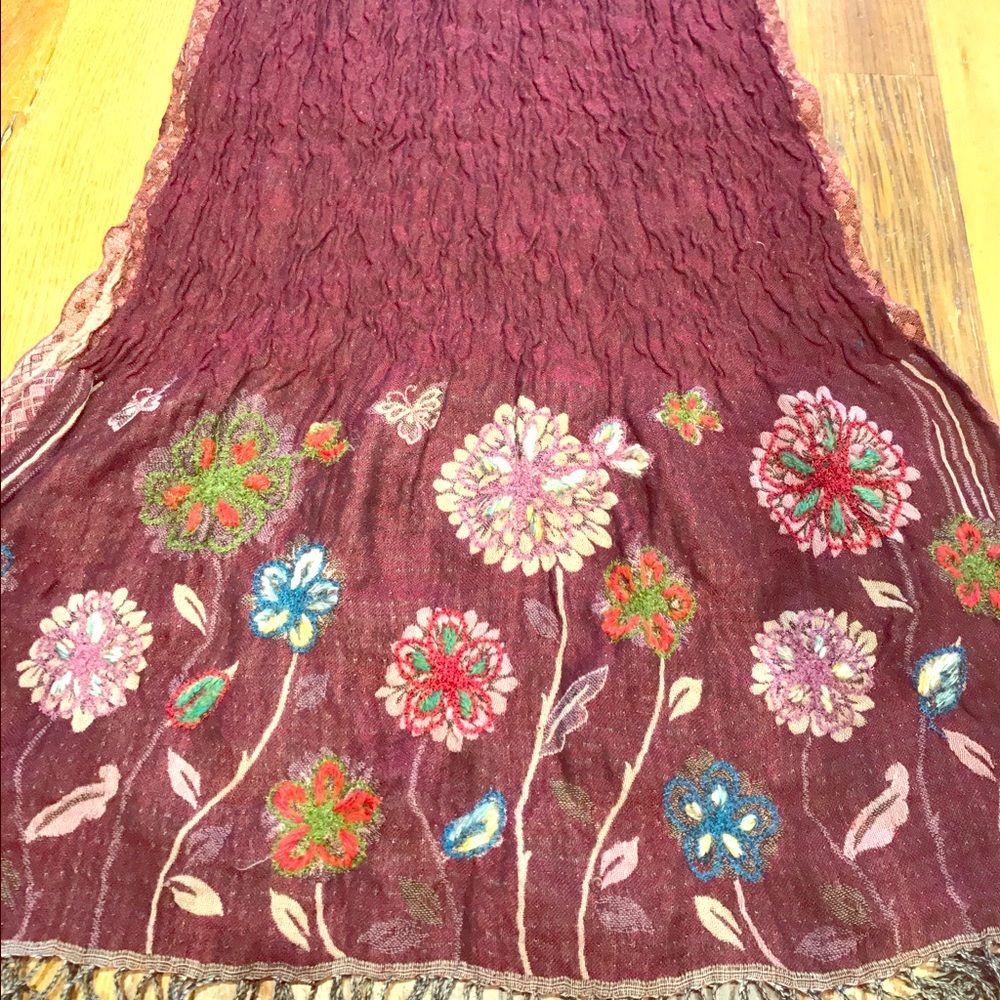 Embroidered wool scarf