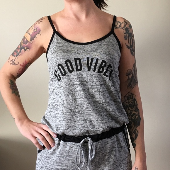 Cozy "GOOD VIBES" Shorts Romper - Picture 2 of 5