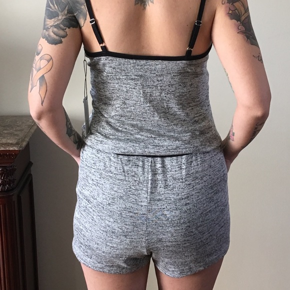 Cozy "GOOD VIBES" Shorts Romper - Picture 4 of 5