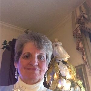 Meet your Posher, Donna