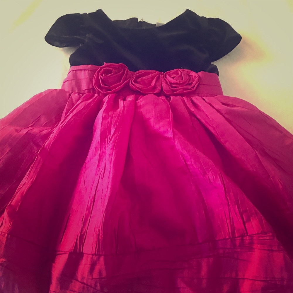 Flash sale 🎊🎉2T two-tone dress