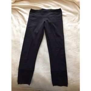 Lulu lemon wunder under crop leggings size 6
