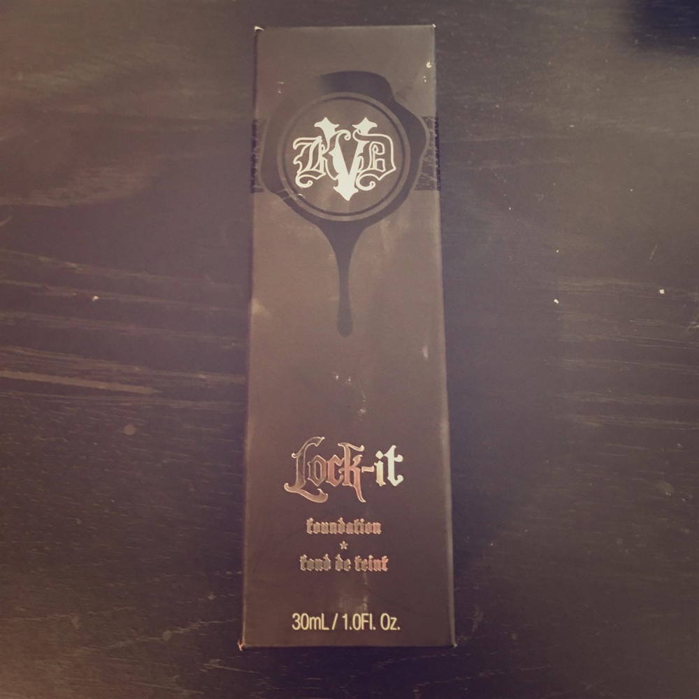 Lay Von D Lock-it Foundation