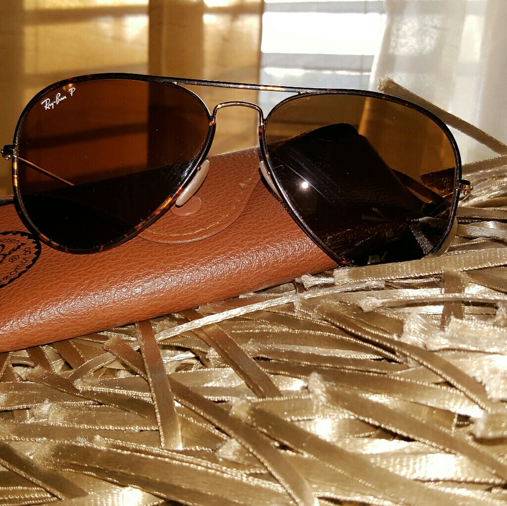 Ray-Ban Polarized gasses