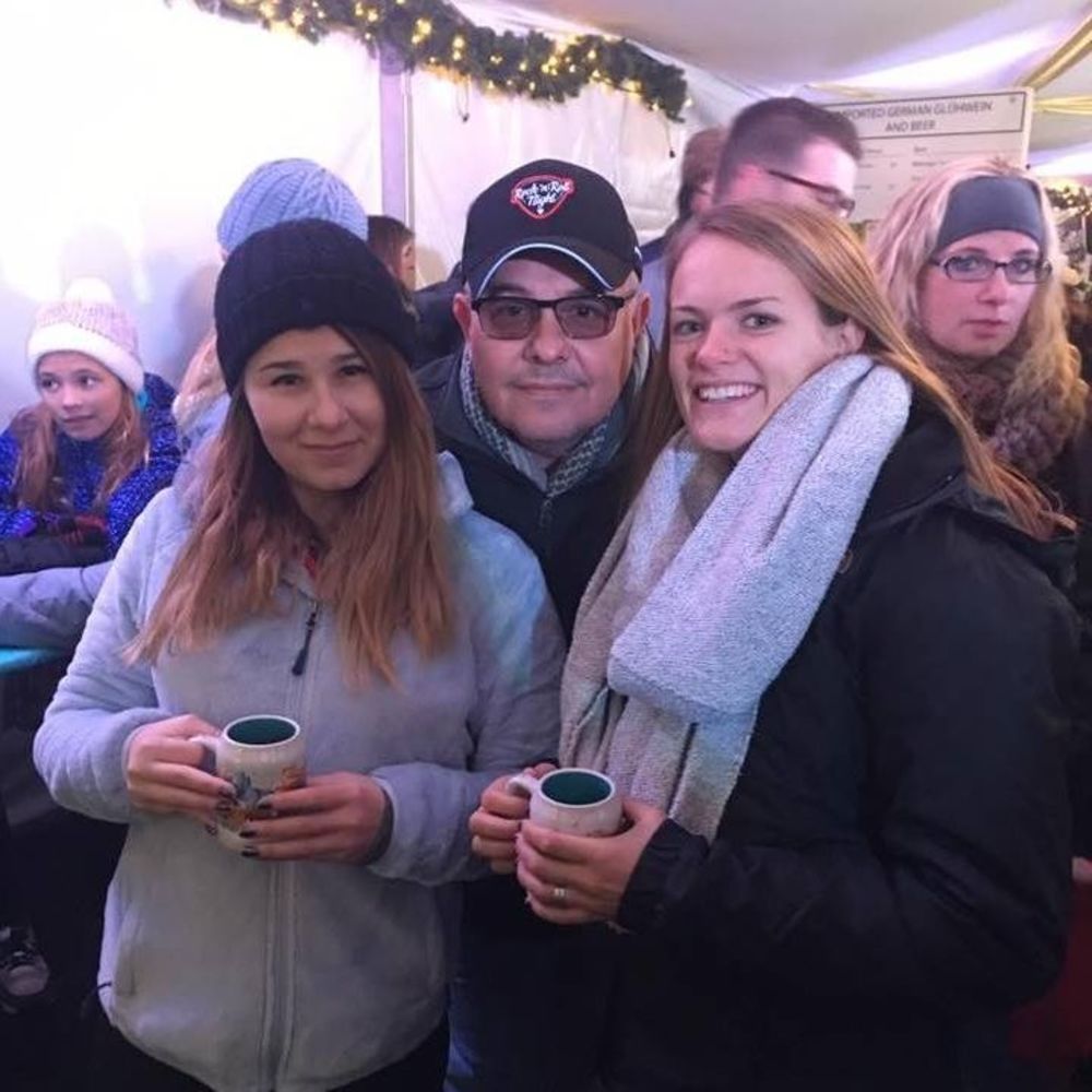 Meet your Posher, Caitlin