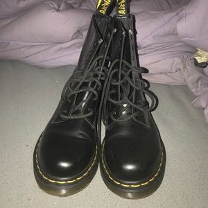 Doc martens /  docs / bouncing souls