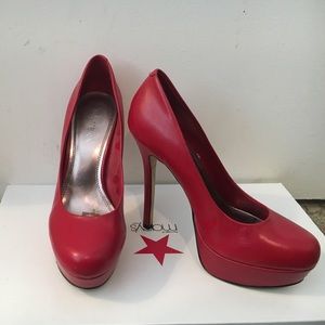 Red Platform Pumps