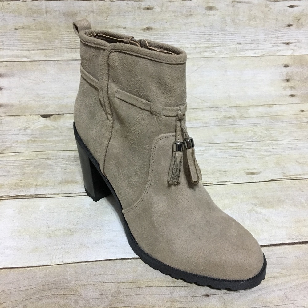 Faux suede chunky heel fringe tassel bootie - Picture 6 of 7