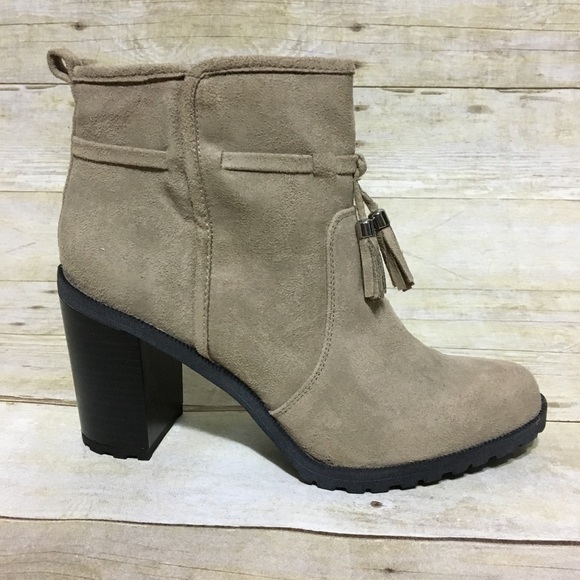 Faux suede chunky heel fringe tassel bootie - Picture 5 of 7