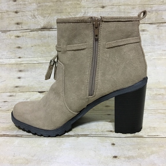 Faux suede chunky heel fringe tassel bootie - Picture 7 of 7