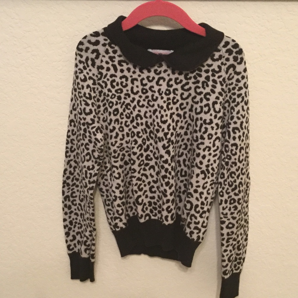 Girls sweater