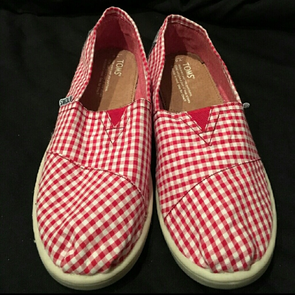 New Red & White TOMS