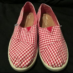 New Red & White TOMS