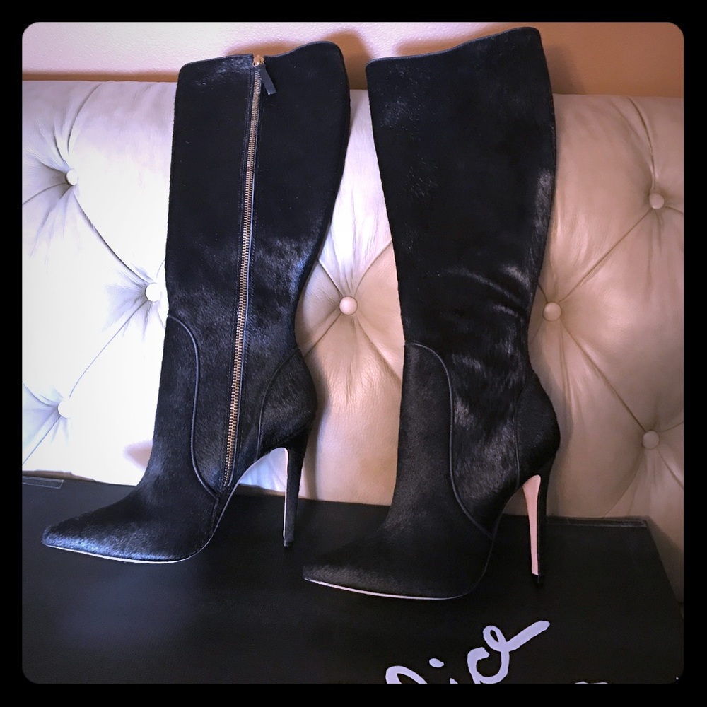 New Alice + Olivia boots