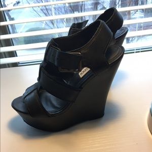 Steve Madden Wedges size 6