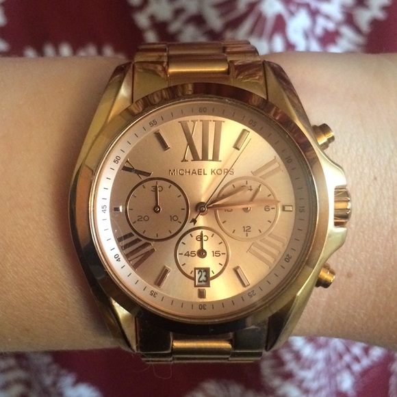 Michael Kors Rose Gold Watch - Picture 2 of 4