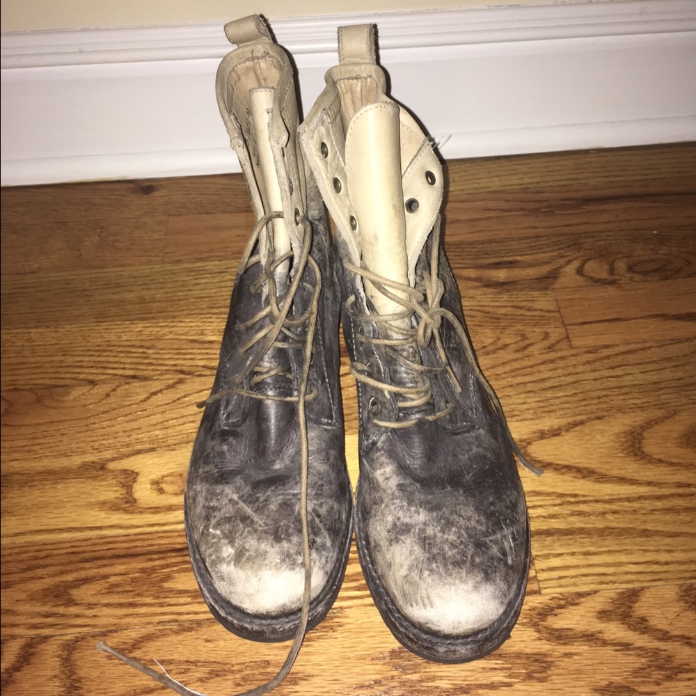 Frye Women's Veronica Distressed Combat Boot