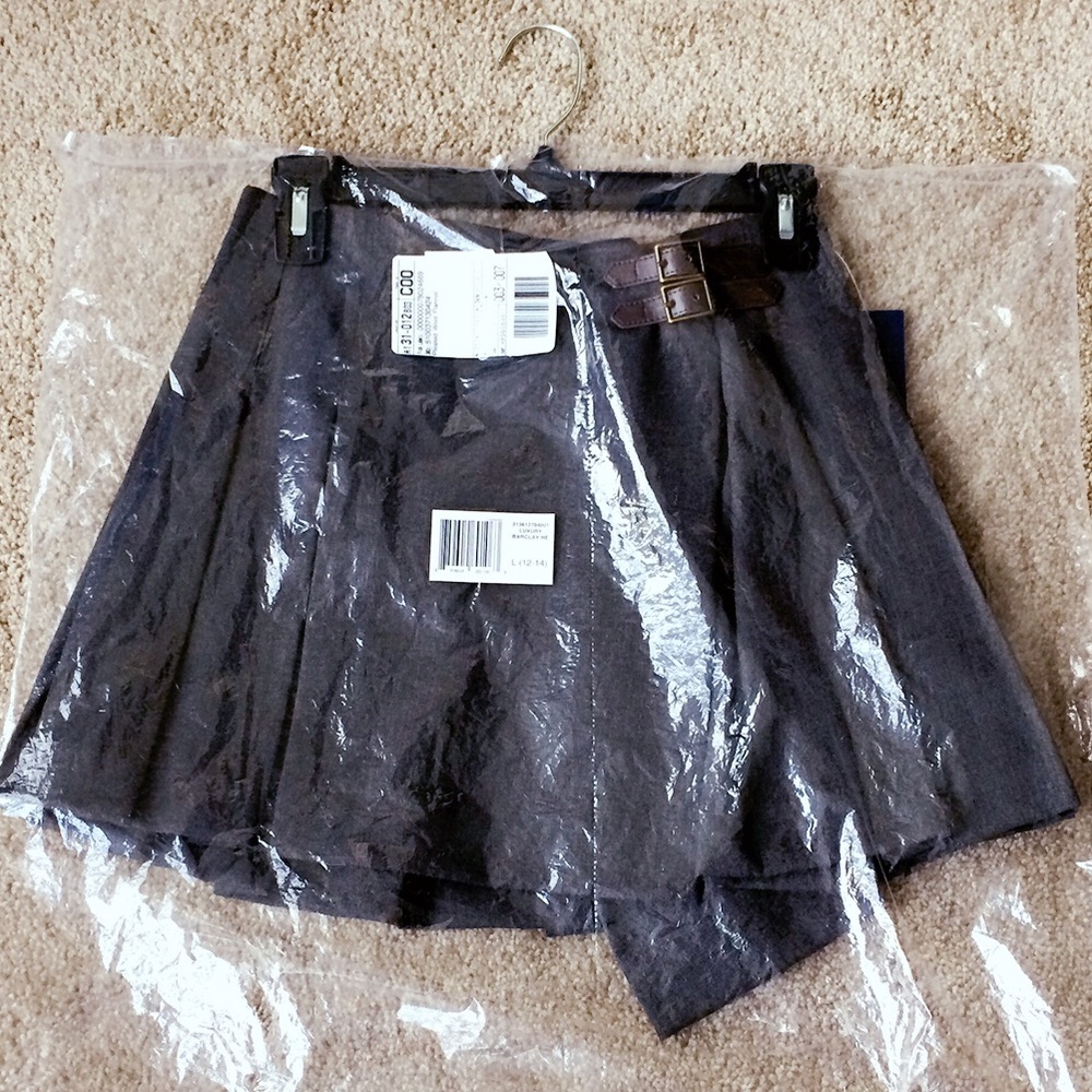 NWT Ralph Lauren pleated wool flannel skirt
