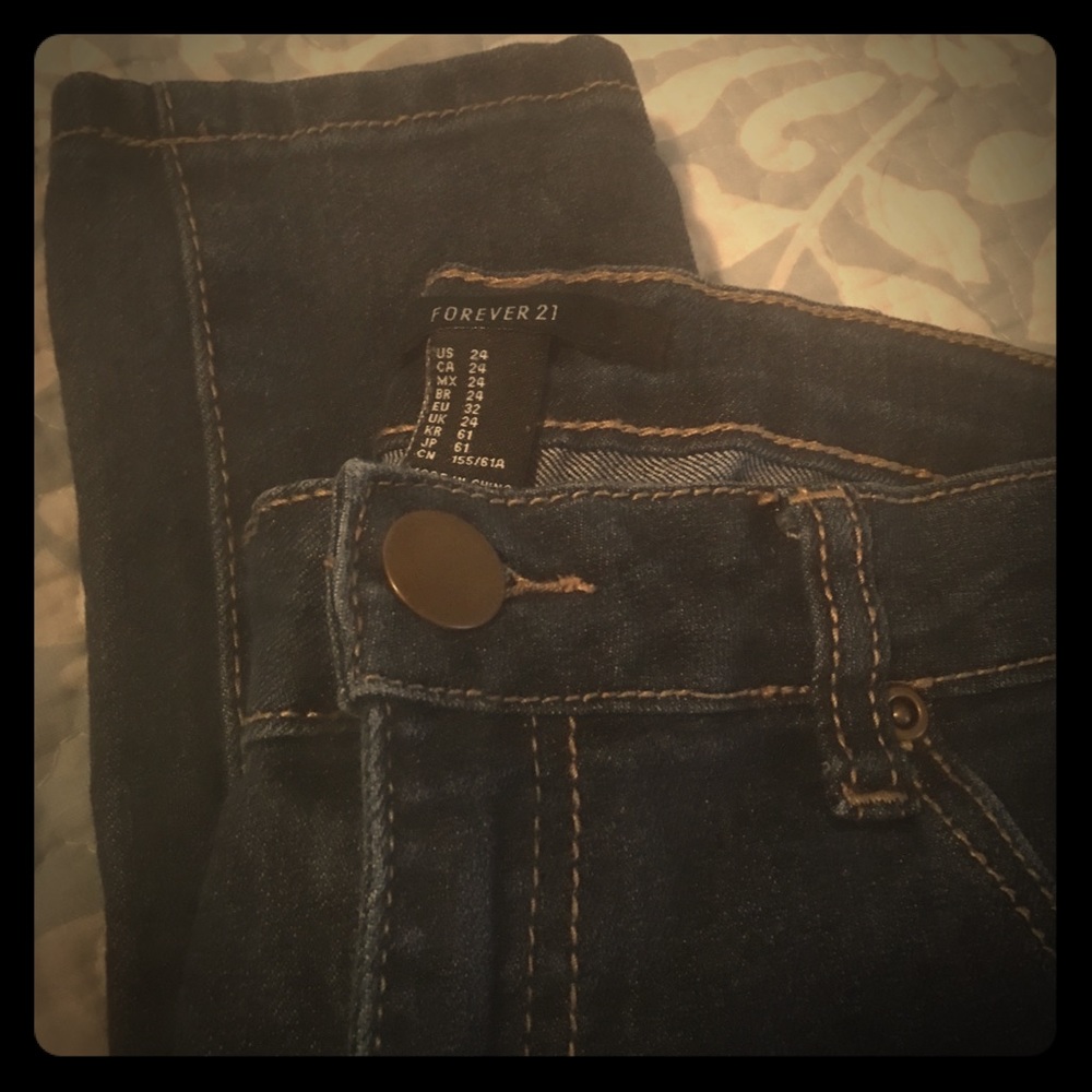 Forever 21 stretch skinny jeans