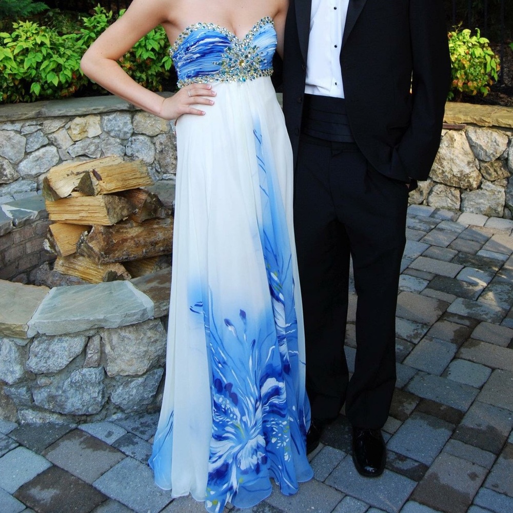 Terani Couture Prom Dress/Formal Gown Blue & White