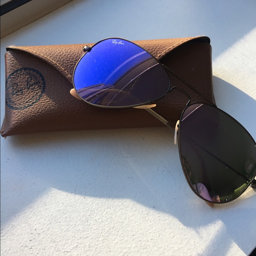 Authentic Ray-Ban mirrored aviator sunglasses