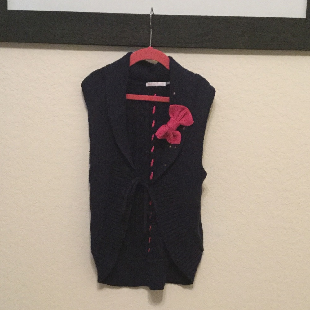 Girls sweater vest