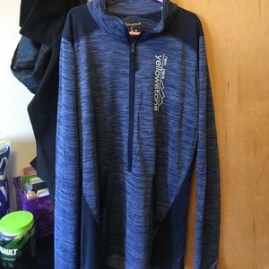 Yellowstone pullover