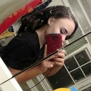 Meet your Posher, Jordyn