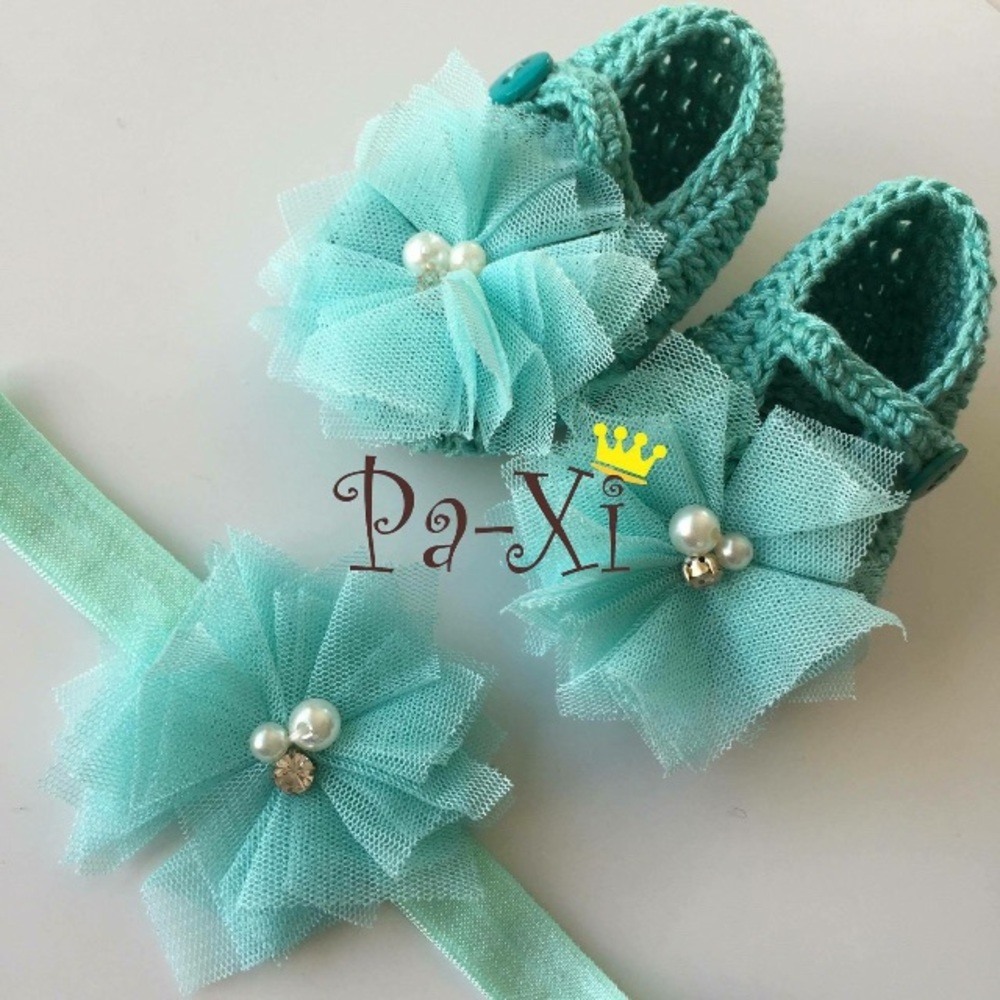 BG Knitted booties & headband