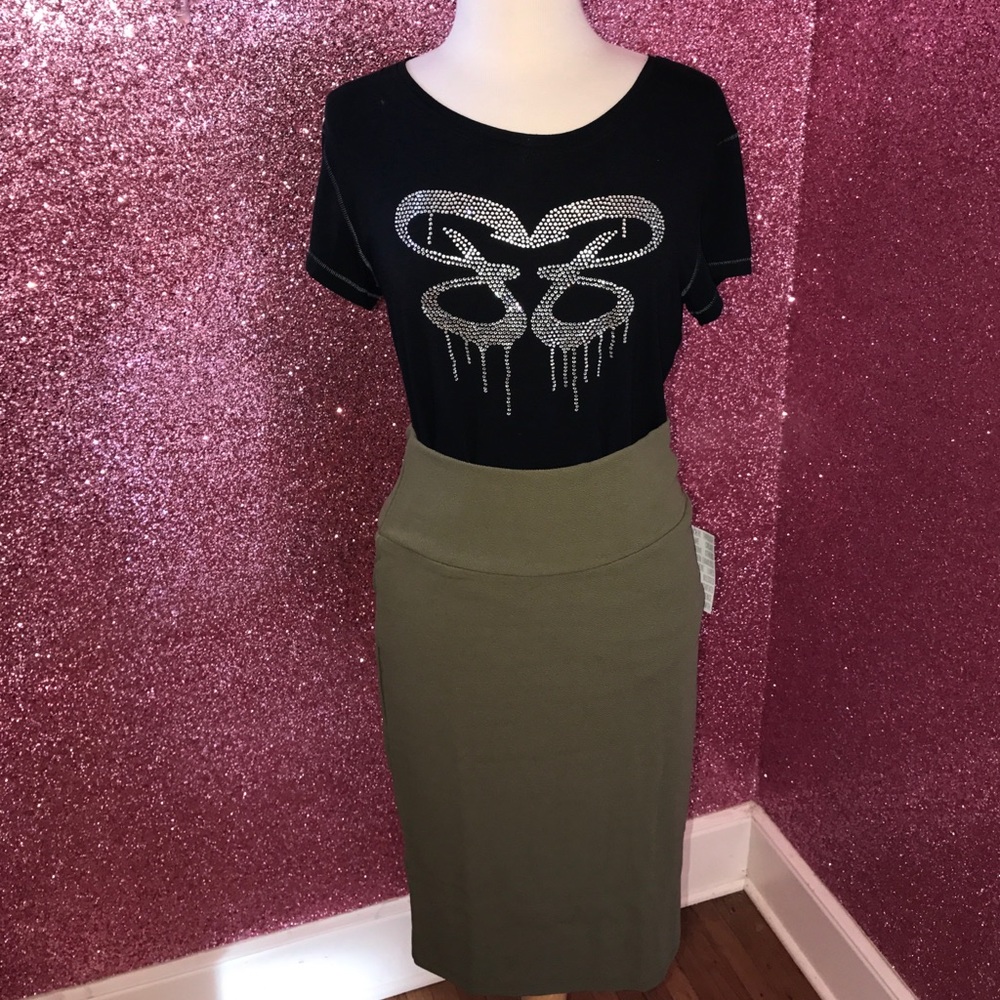 Lularoe Cassie skirt size M