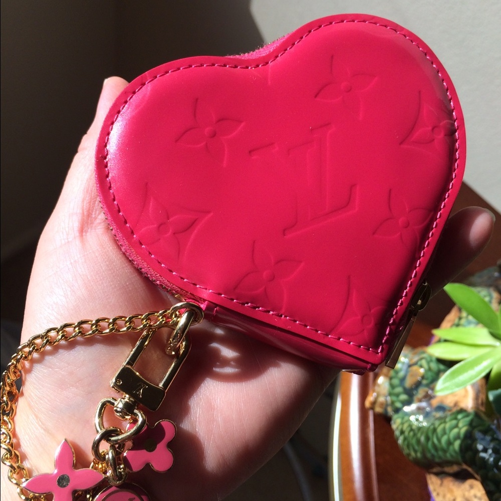 Louis Vuitton Vernis Heart Coin Purse